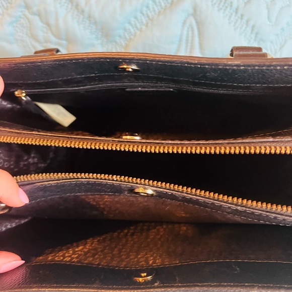 ❤️❤️SOLD❤️❤️ Spade Crossbody or Tote Black Leather Handbag GUC - Picture 5 of 11